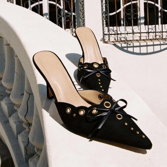 Princess Polly Charisma Pointed Suede Kitten Mule Heels - Picture 2 of 8